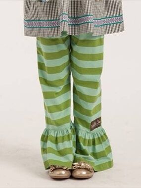 Matilda Jane Green Stripe Big
Ruffles Pants Size 4